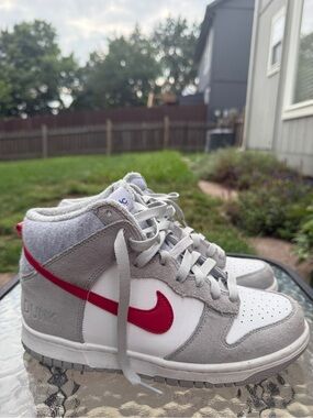 Nike Light Gray and White Kids Sneakers with Black Swoosh